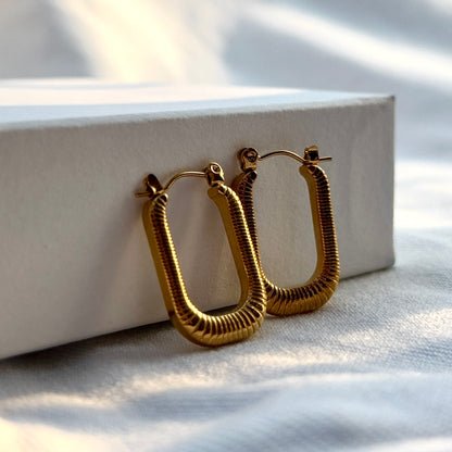 U-Turn Hoops